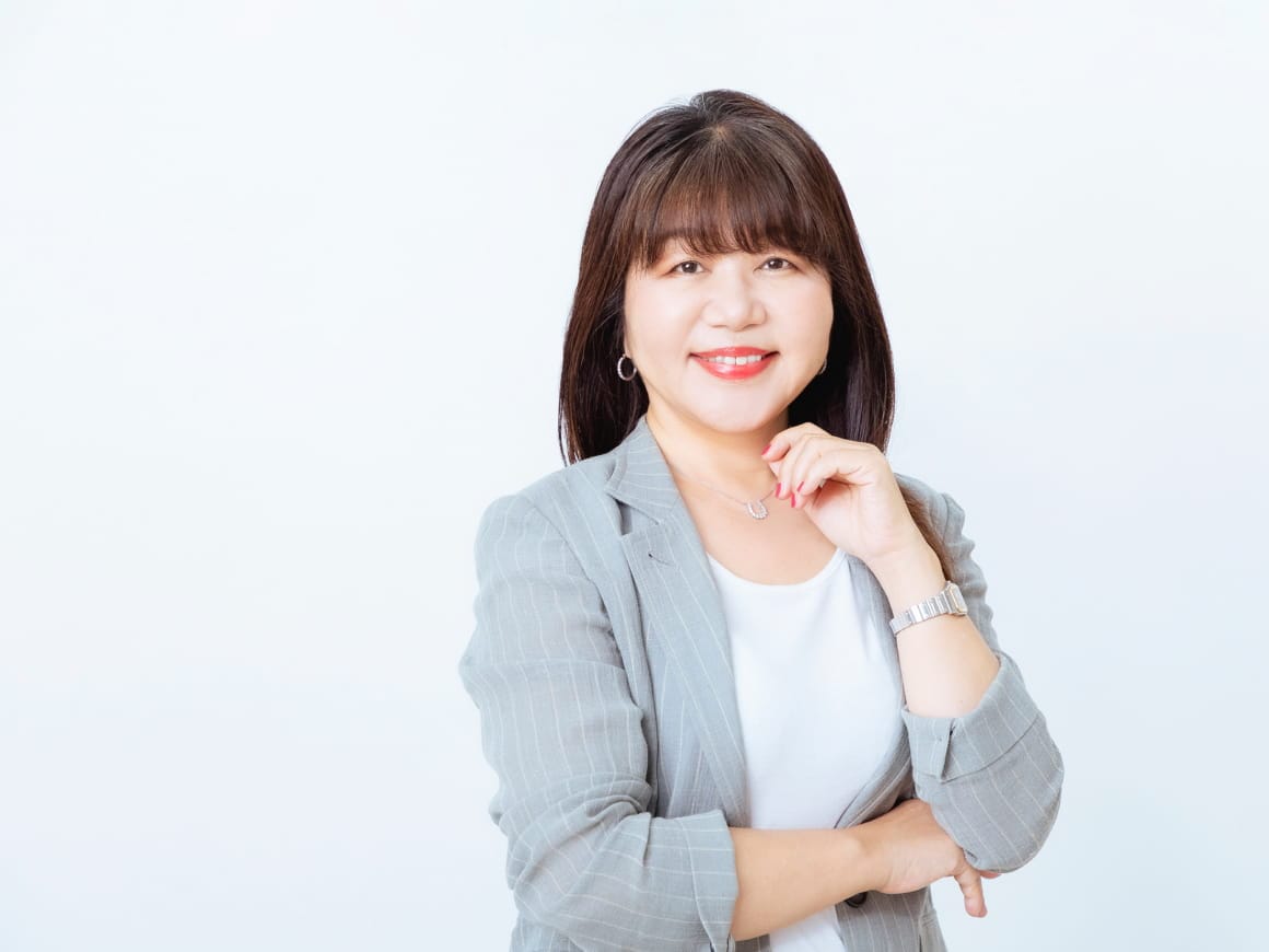 Mari Nozu (Founder & CEO)